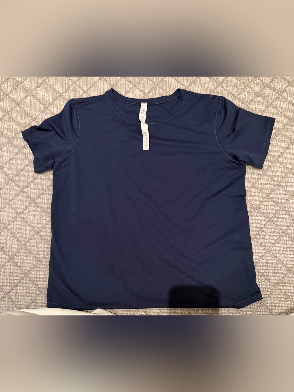 Navy Blue Lululemon Swiftly Tech Shorts Sleeve Shirt - Picture 1 of 2